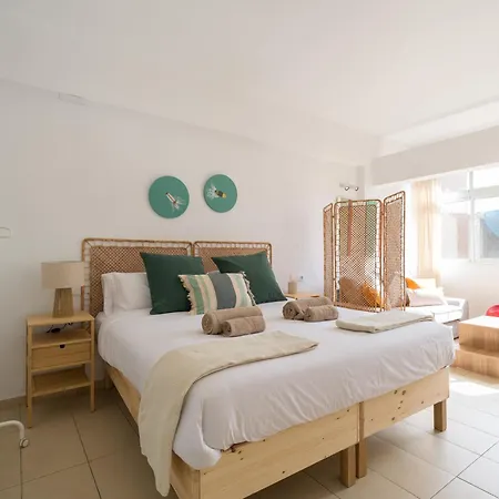 Playa 47 *